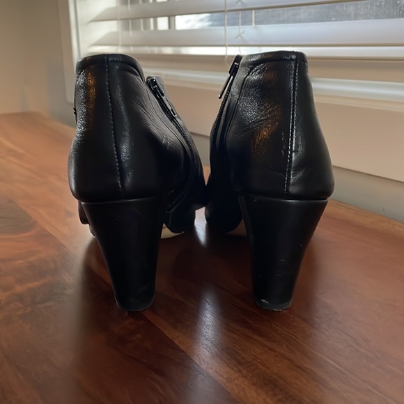 Open-toed leather booties. Used, good condition. - Picture 3 of 4